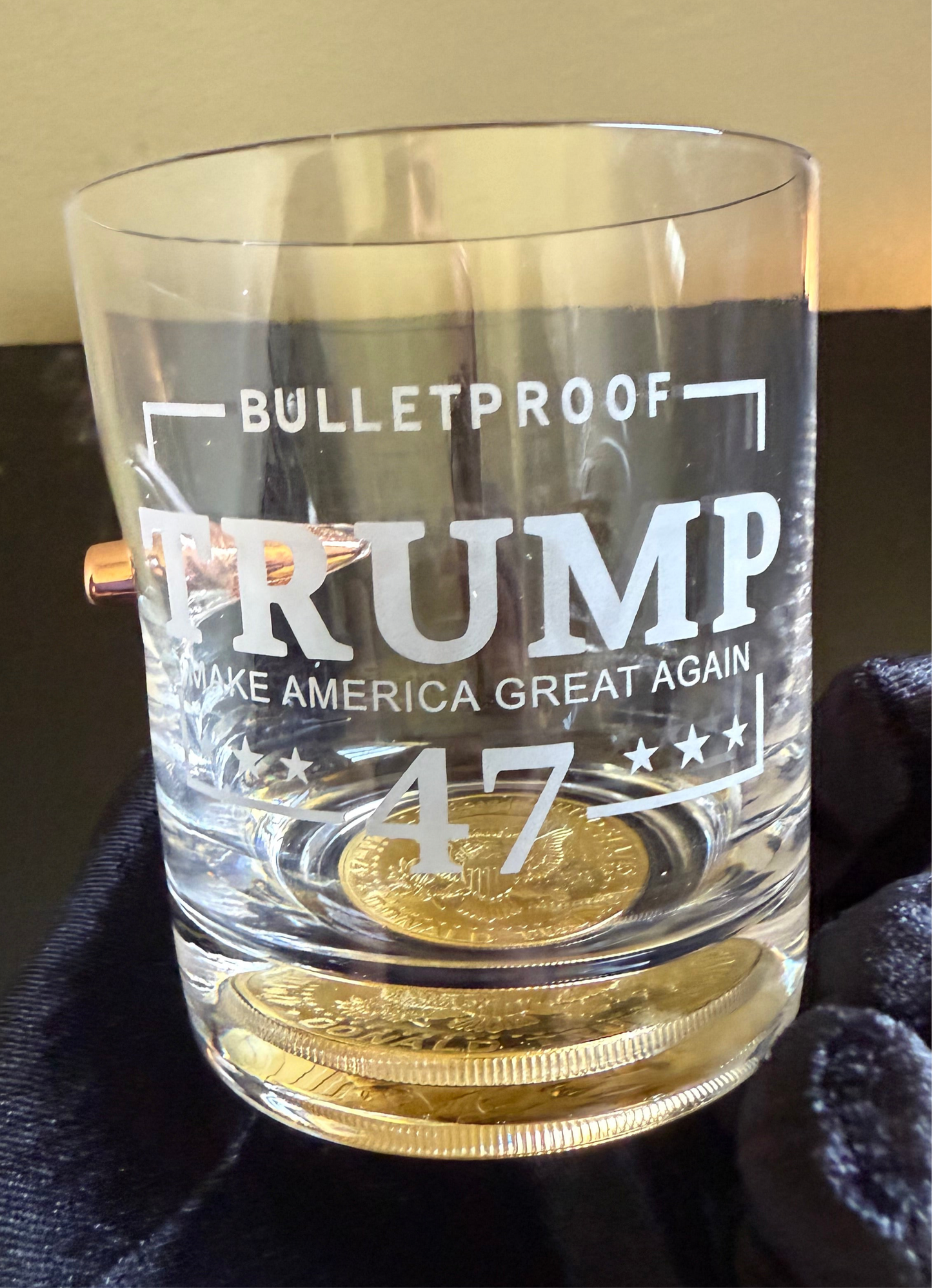 Trump glass, trump bullet glass